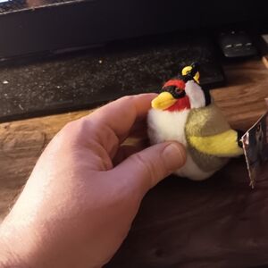 Wild republic audubon rspb European goldfinch clip key chain